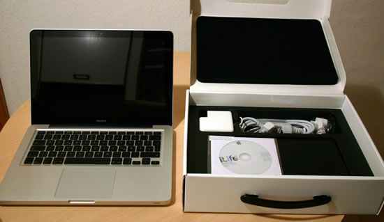 MacBook und seine ehemalige Verpackung